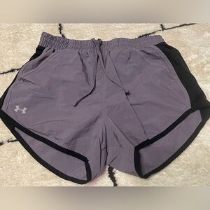 Under Armour shorts size small